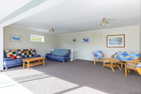 Photo of property in 1 Amelia Crescent, Waikawa, Picton, 7220