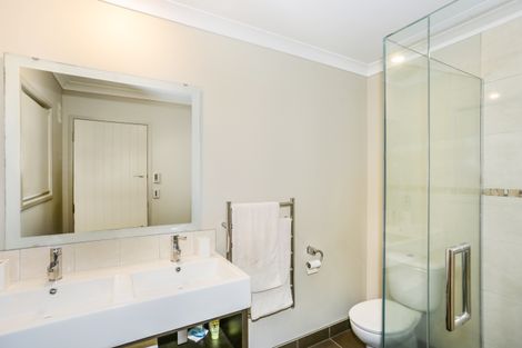 Photo of property in 129 Valley Road, Pukekohe, 2120