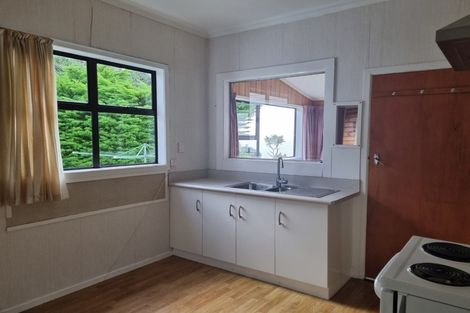 Photo of property in 15 Pukerua Beach Road, Pukerua Bay, 5026