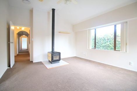 Photo of property in 96 Sandspit Road, Waiuku, 2123