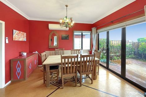 Photo of property in 20 Ngaio Street, Strandon, New Plymouth, 4312