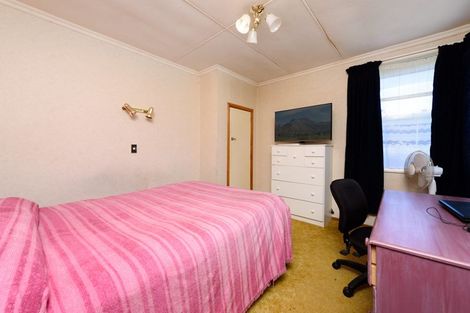 Photo of property in 17a Stirling Grove, Greerton, Tauranga, 3112