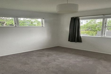 Photo of property in 8 Kea Place, Mangere Bridge, Auckland, 2022