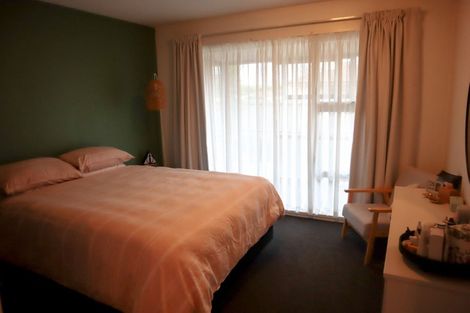 Photo of property in 1/52 Selwyn Street, Somerfield, Christchurch, 8024