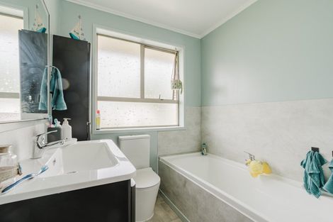 Photo of property in 3 Linden Street, Kihikihi, Te Awamutu, 3800