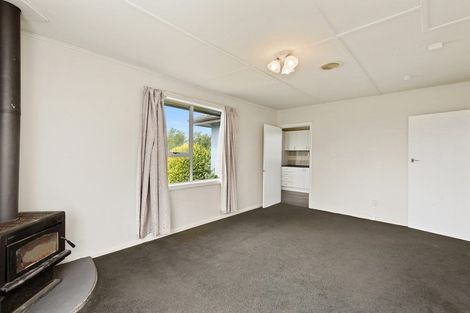 Photo of property in 5 Merrington Crescent, Aranui, Christchurch, 8061