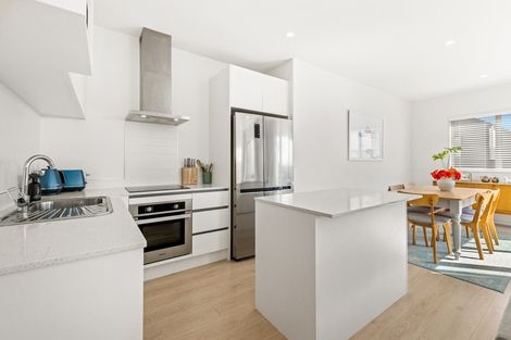 Photo of property in 3 Heri Lane, Westgate, Auckland, 0814