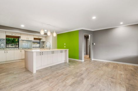 Photo of property in 22 Hoyte Place, Pukehangi, Rotorua, 3015