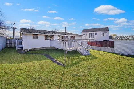 Photo of property in 106 Woodglen Road, Glen Eden, Auckland, 0602