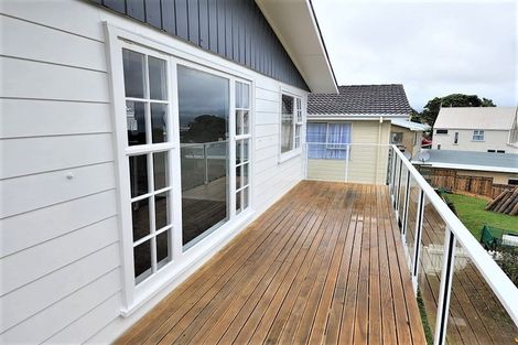 Photo of property in 24 Cypress Drive, Maungaraki, Lower Hutt, 5010