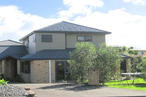 Photo of property in 36 Esther Place, Red Beach, 0932