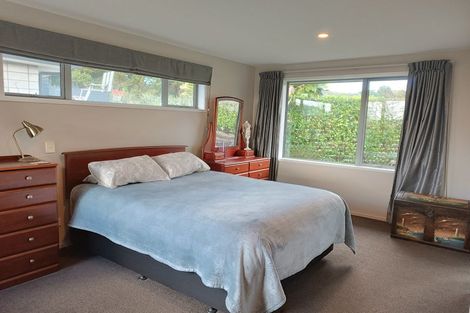 Photo of property in 3a Pipitea Place, Whalers Gate, New Plymouth, 4310