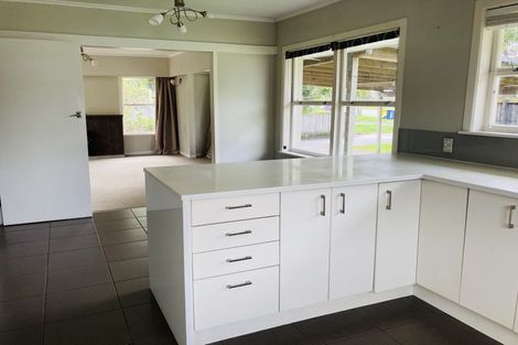 Photo of property in 242 Forrest Hill Road, Forrest Hill, Auckland, 0620