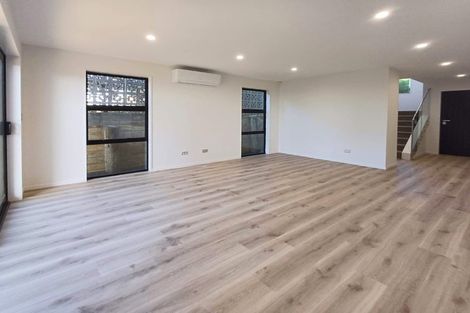 Photo of property in 1/2 Maxwelton Drive, Mairangi Bay, Auckland, 0630