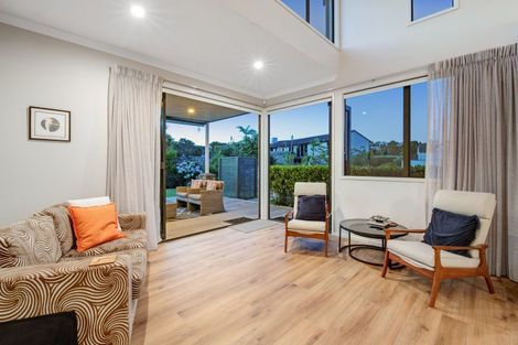Photo of property in 57 The Ritz, Orewa, 0931