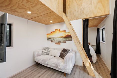 Photo of property in 18 Motiti Road, Papamoa Beach, Papamoa, 3118