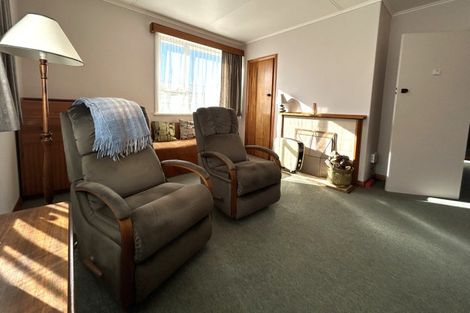 Photo of property in 6 Harlech Street, Oamaru North, Oamaru, 9400