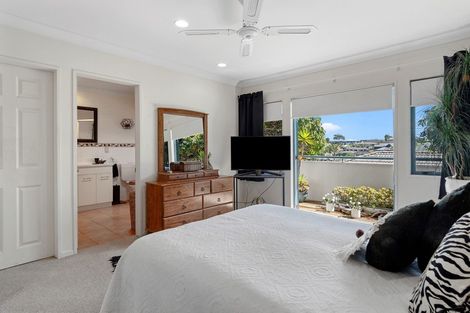 Photo of property in 10 Rochester Place, Bethlehem, Tauranga, 3110