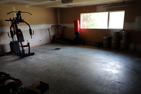 Photo of property in 261 Maungaraki Road, Maungaraki, Lower Hutt, 5010