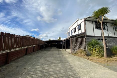 Photo of property in 24 Bickerstaffe Road, Maungaturoto, 0520
