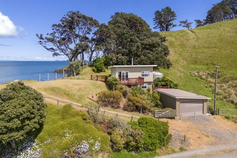 Photo of property in 50 Otautu Wharf Road, Colville, Coromandel, 3584