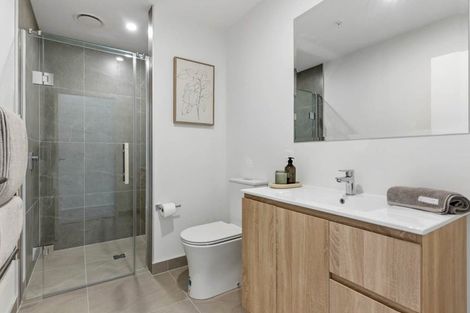 Photo of property in 8/19 Windlass Street, Long Bay, Auckland, 0630