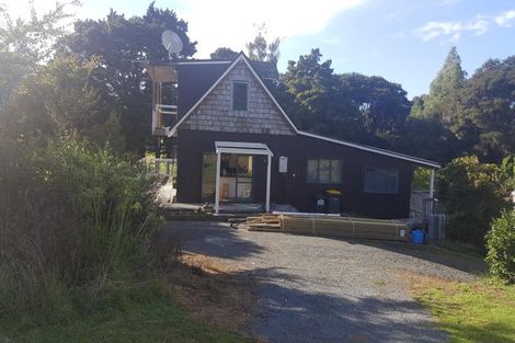 Photo of property in 3185 Kaipara Coast Highway, Glorit, Warkworth, 0984