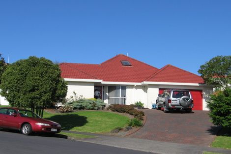 Photo of property in 11 Sligo Place, Somerville, Auckland, 2014