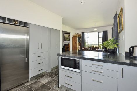 Photo of property in 13 Waingake Road, Manutuke, 4072