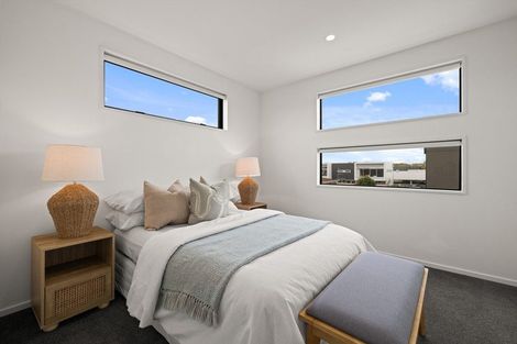 Photo of property in 52a Picton Avenue, Riccarton, Christchurch, 8011