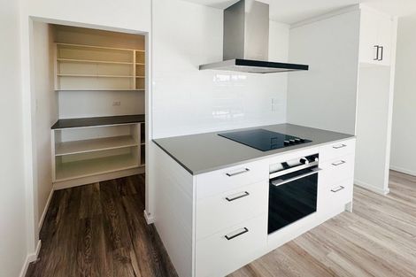 Photo of property in 37 Mehrtens Crescent, Woodend, 7691