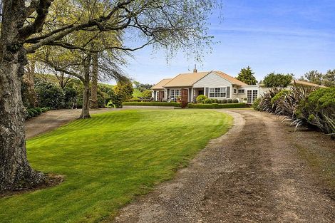 Photo of property in 5171b Mountain Road, Eltham, 4398