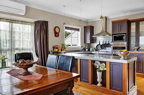 Photo of property in 5171b Mountain Road, Eltham, 4398