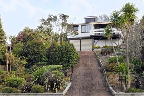 Photo of property in 19 Miraka Place, Birkenhead, Auckland, 0626