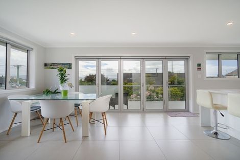 Photo of property in 3 Sandringham Street, Saint Clair, Dunedin, 9012