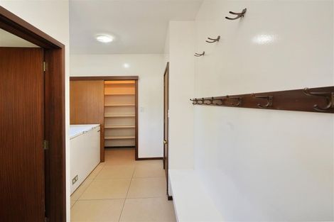 Photo of property in 70b Avonhead Road, Avonhead, Christchurch, 8042