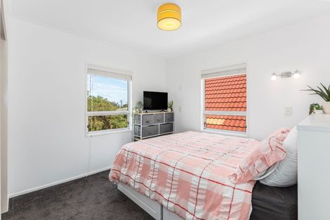 Photo of property in 19 City View Grove, Harbour View, Lower Hutt, 5010
