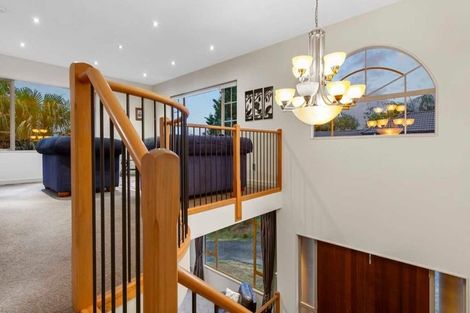 Photo of property in 68 Saddleback Rise, Murrays Bay, Auckland, 0630