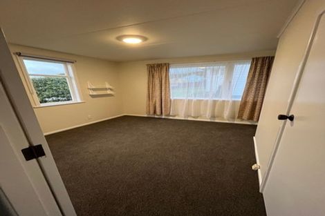 Photo of property in 23 Rangituhi Crescent, Takapuwahia, Porirua, 5022