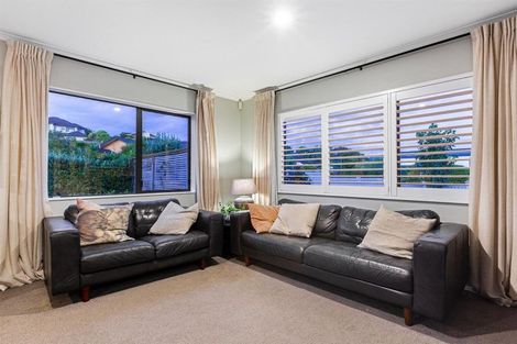 Photo of property in 12 Bowman Place, Whitby, Porirua, 5024