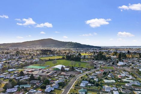 Photo of property in 239 Malfroy Road, Utuhina, Rotorua, 3015