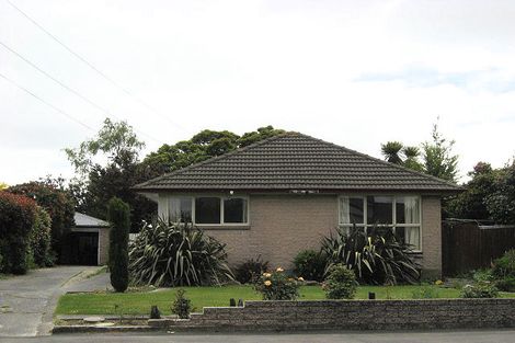 Photo of property in 12 Sandringham Place, Bryndwr, Christchurch, 8053
