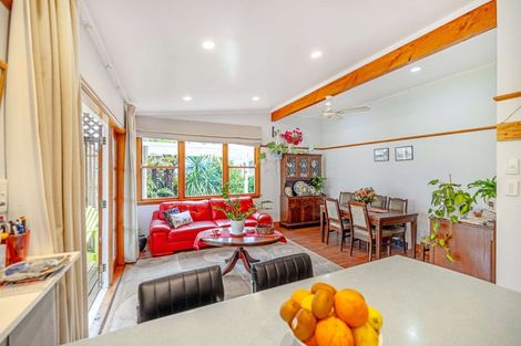 Photo of property in 2 Central Street, Whataupoko, Gisborne, 4010