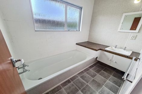 Photo of property in 111 Cutfield Road, Westown, New Plymouth, 4310