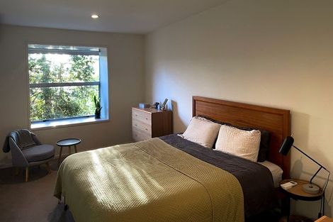 Photo of property in 76h Edmonton Road, Henderson, Auckland, 0612