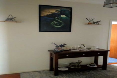 Photo of property in 1 Colonel Place, Featherston, 5710