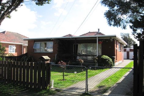 Photo of property in 19 Bell Road, Waiwhetu, Lower Hutt, 5010