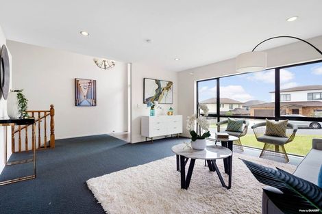 Photo of property in 69 Kirikiri Drive, Papakura, 2110