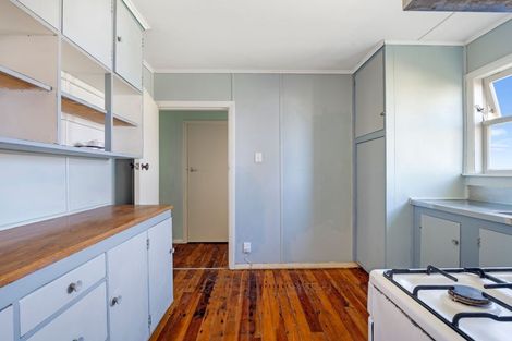 Photo of property in 46 Matipo Street, Castlecliff, Wanganui, 4501