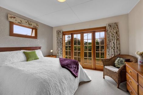 Photo of property in 13 Chilman Street, Strandon, New Plymouth, 4312